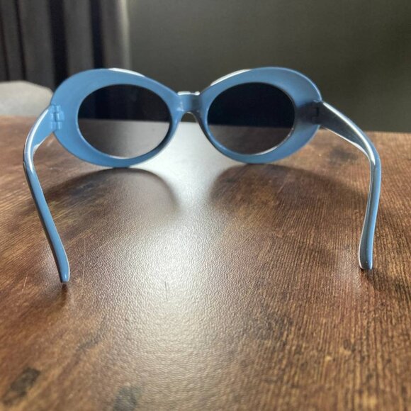 NWOT Unbranded Unisex Rounded Oval Blue-Gray Cat Eye Sunglasses - Picture 6 of 6